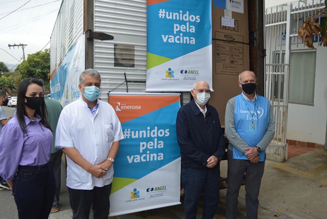 Muriaé recebe doação de câmara fria para armazenamento de vacinas