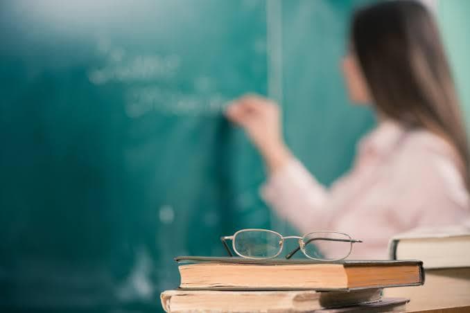 Prefeitura de Leopoldina vai pagar o piso salarial para professores
