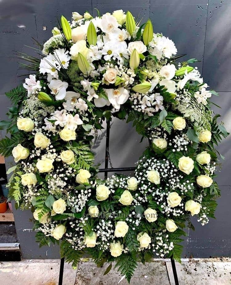A família agradece a todos que com flores manifestaram seus sentimentos.