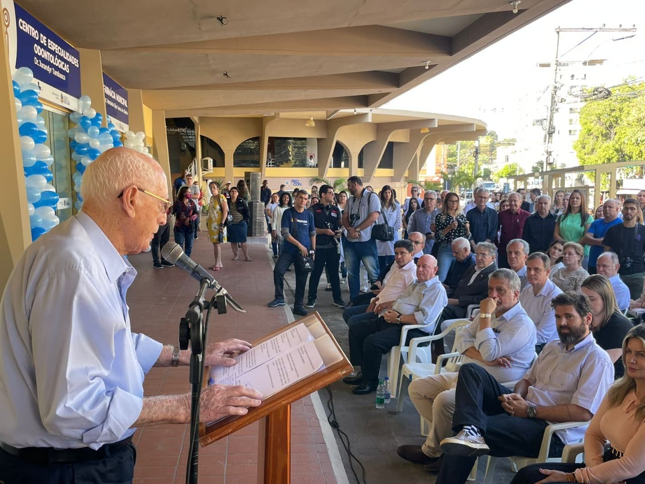 Prefeito e vice inauguram novos espaços da Saúde em Muriaé
