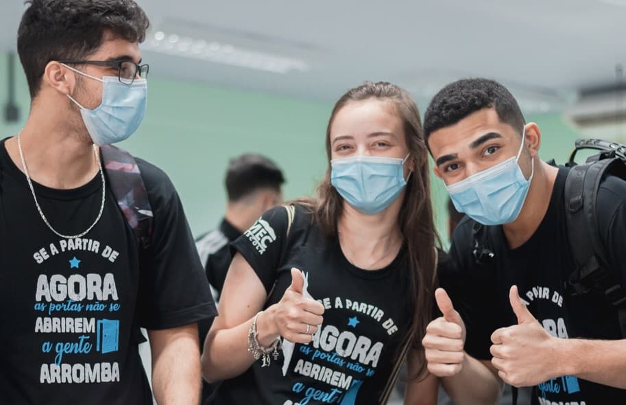 FAMINAS realiza mais uma edição do Experimente seu Futuro com cerca de 300 estudantes