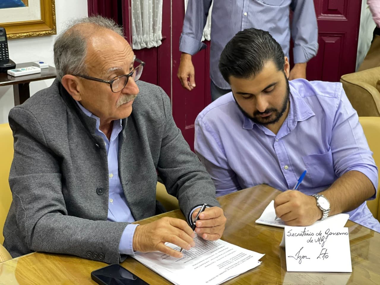 O Secretário de Governo de Estado de MG Igor Eto visita em Leopoldina para discutir demandas