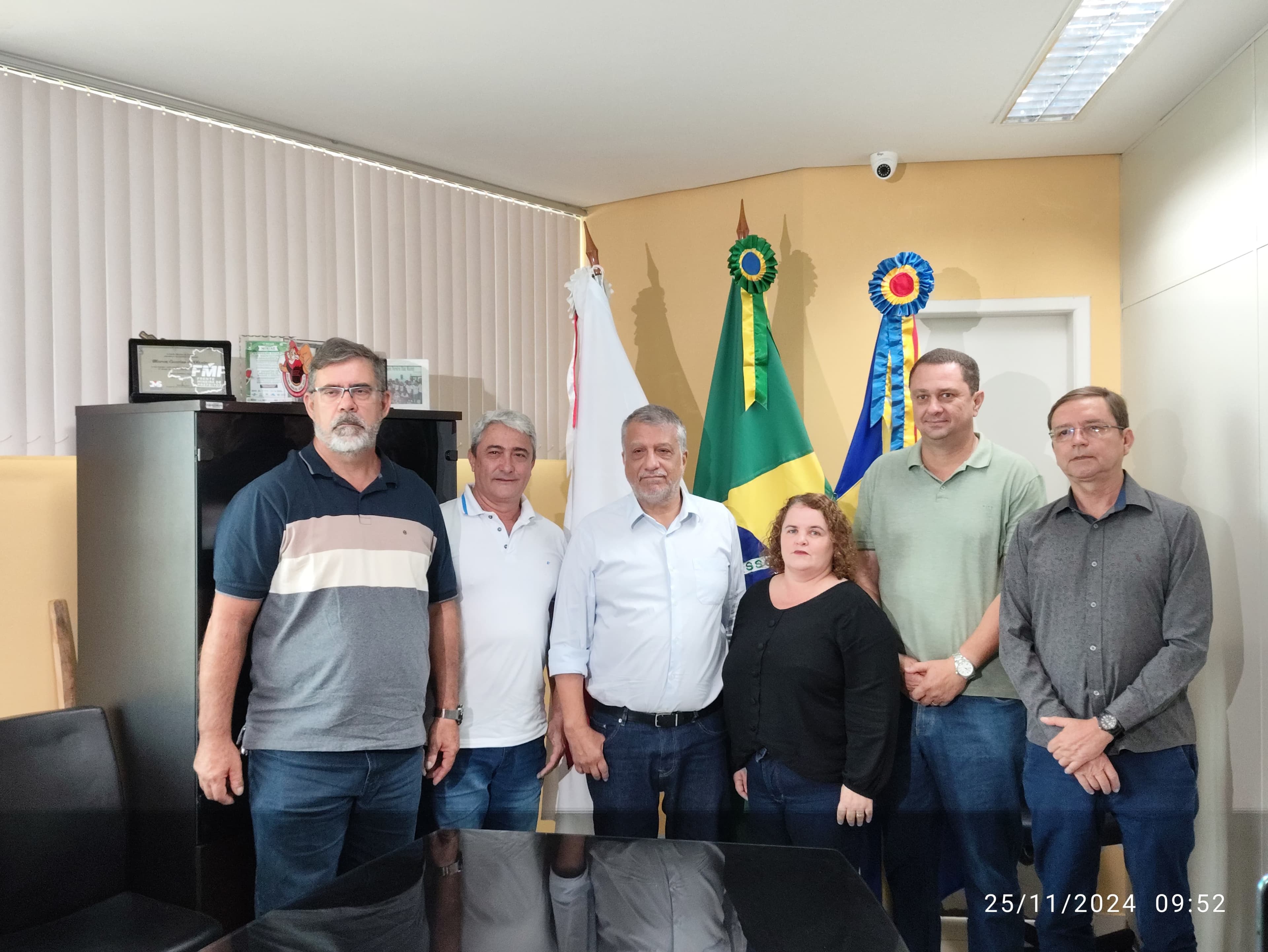 Dr. Marcos Guarino anuncia equipe renovada para nova gestão em Muriaé