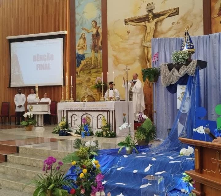 Costurando a fé: novenário no Santuário de Nossa Senhora Aparecida prepara Muriaé para o dia da Padroeira do Brasil