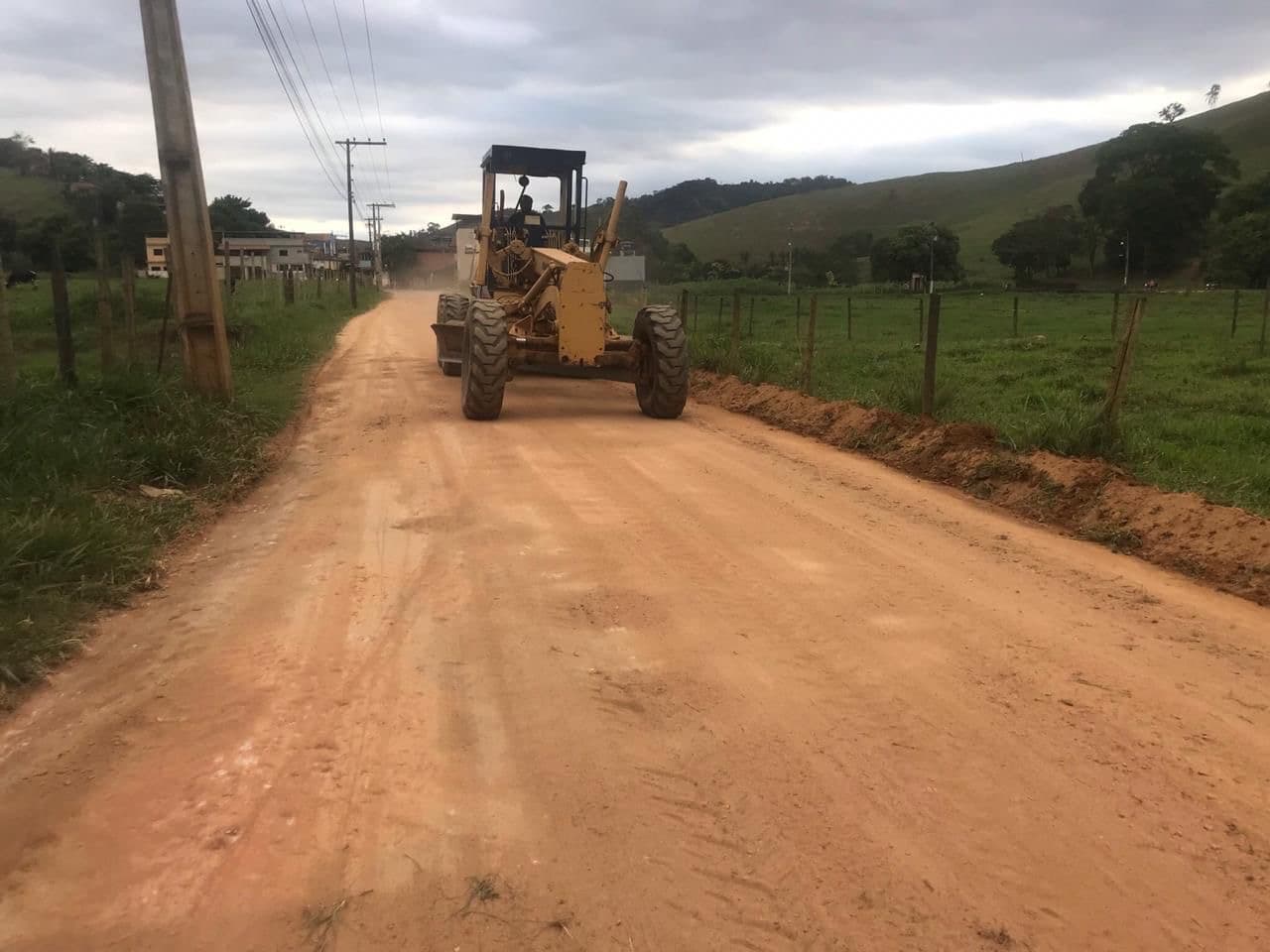 Estradas rurais de Macuco e Cachoeira do Sossego recebem manutenção