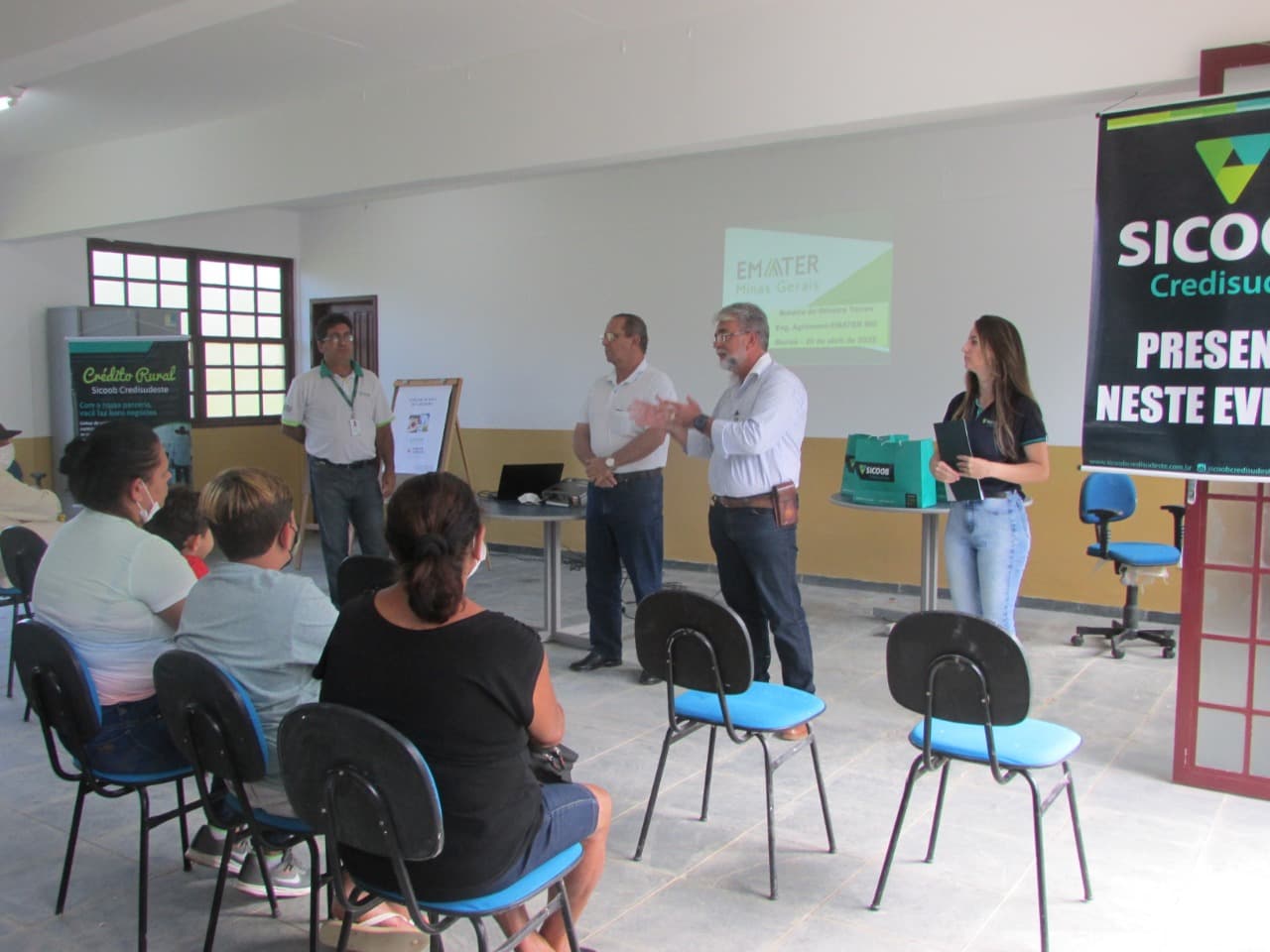 Dia de Campo reúne cafeicultores de Belisário